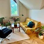 Loft Ueber