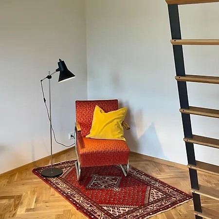 Loft Ueber
