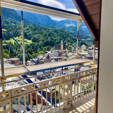 Loft Ueber
